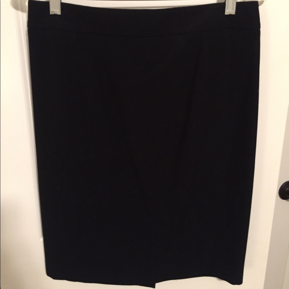 LOFT black pencil skirt